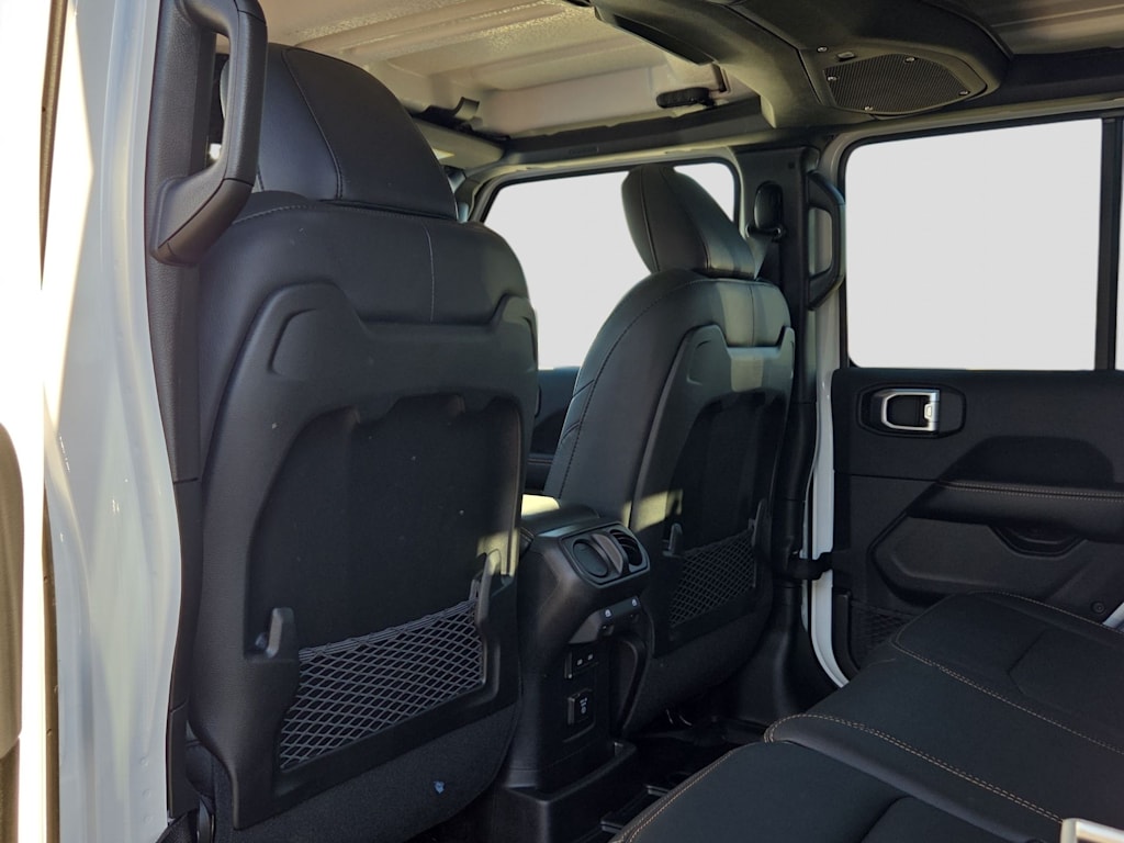 Thumbnail: 2026 Jeep Wrangler - 11