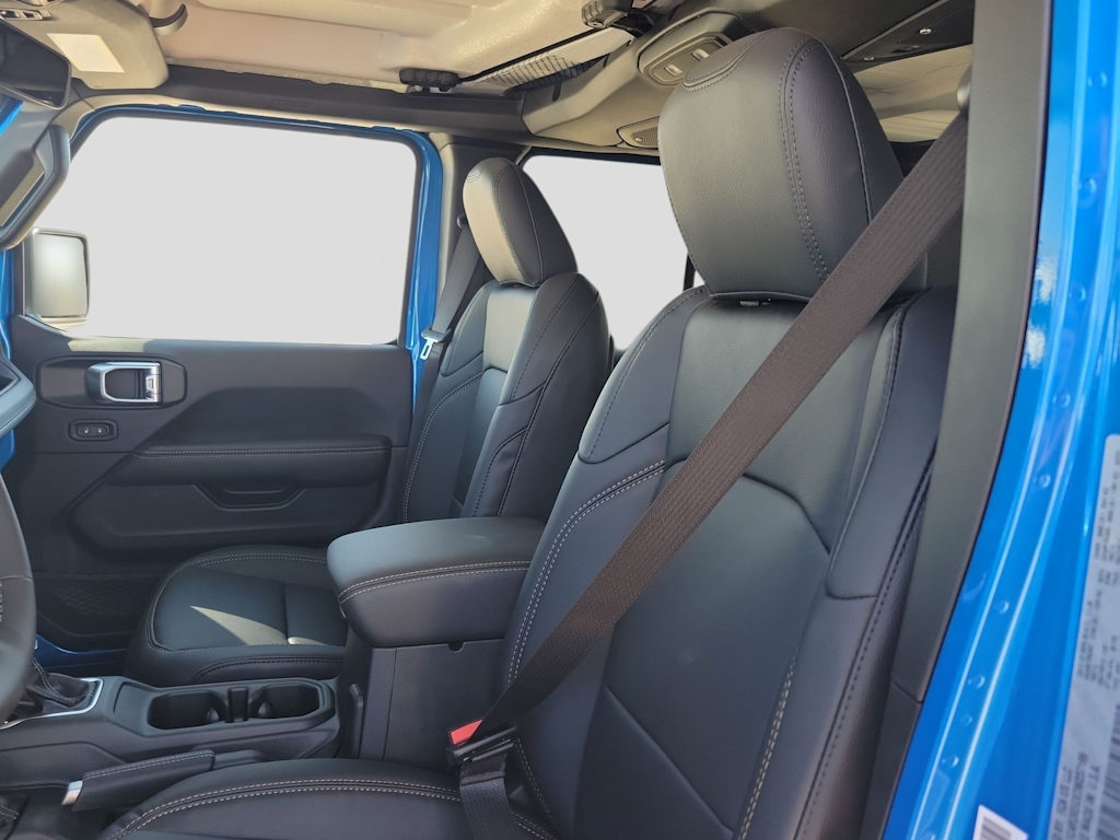 Thumbnail: 2026 Jeep Wrangler - 10