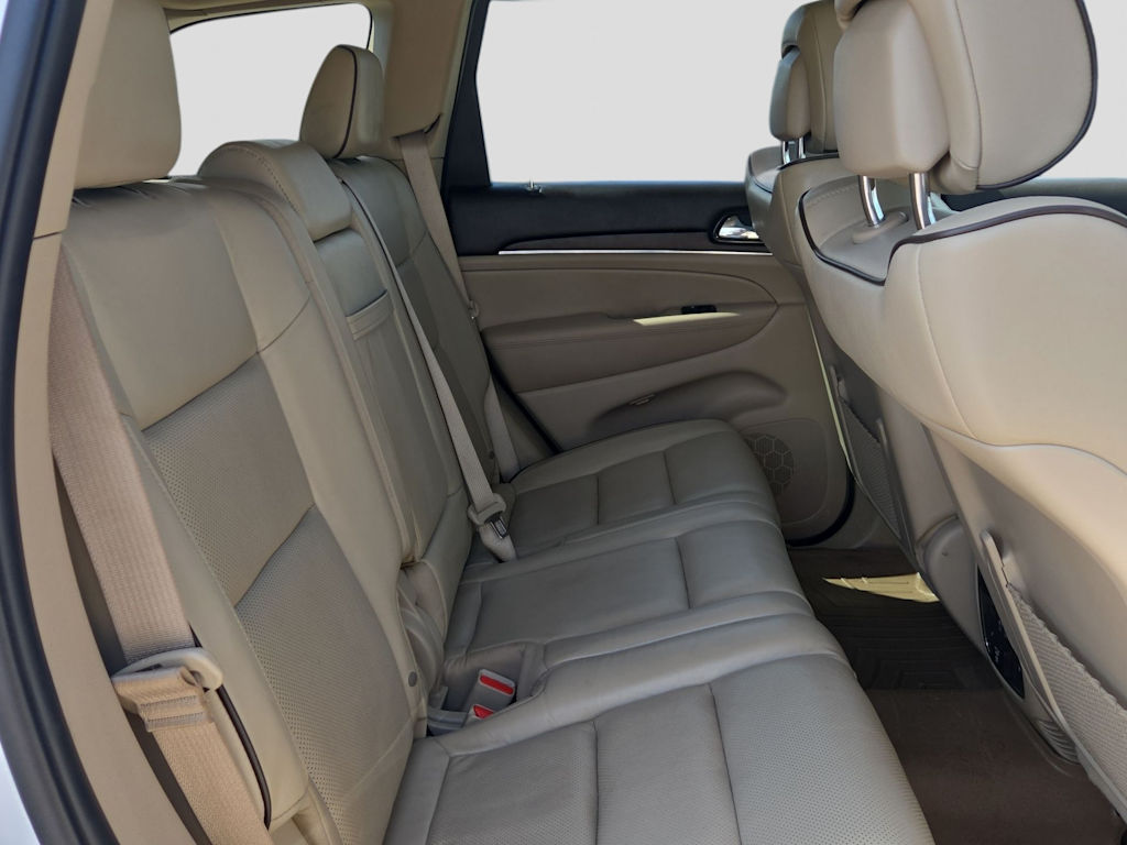 Thumbnail: 2020 Jeep Grand Cherokee - 23