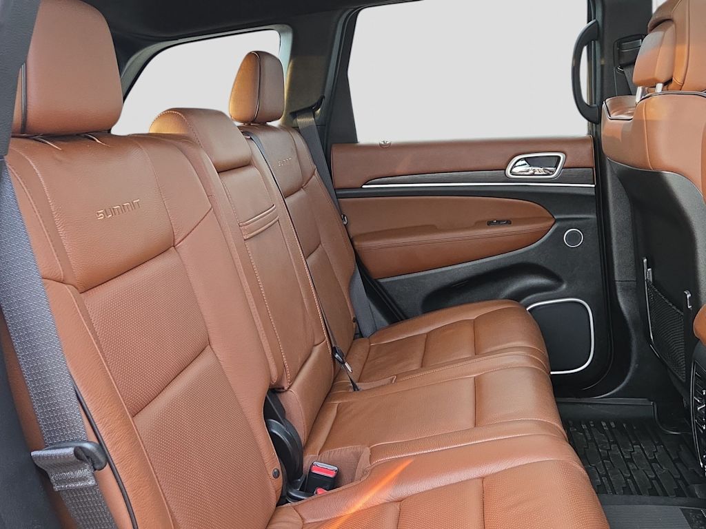 Thumbnail: 2021 Jeep Grand Cherokee - 22