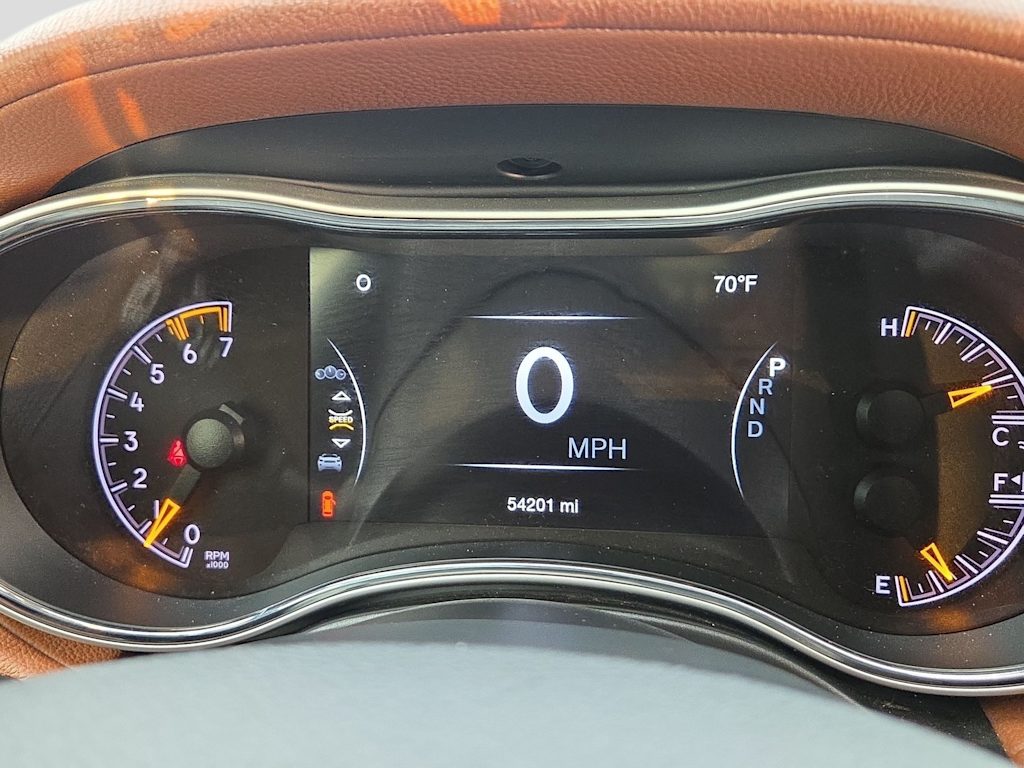 Thumbnail: 2021 Jeep Grand Cherokee - 16