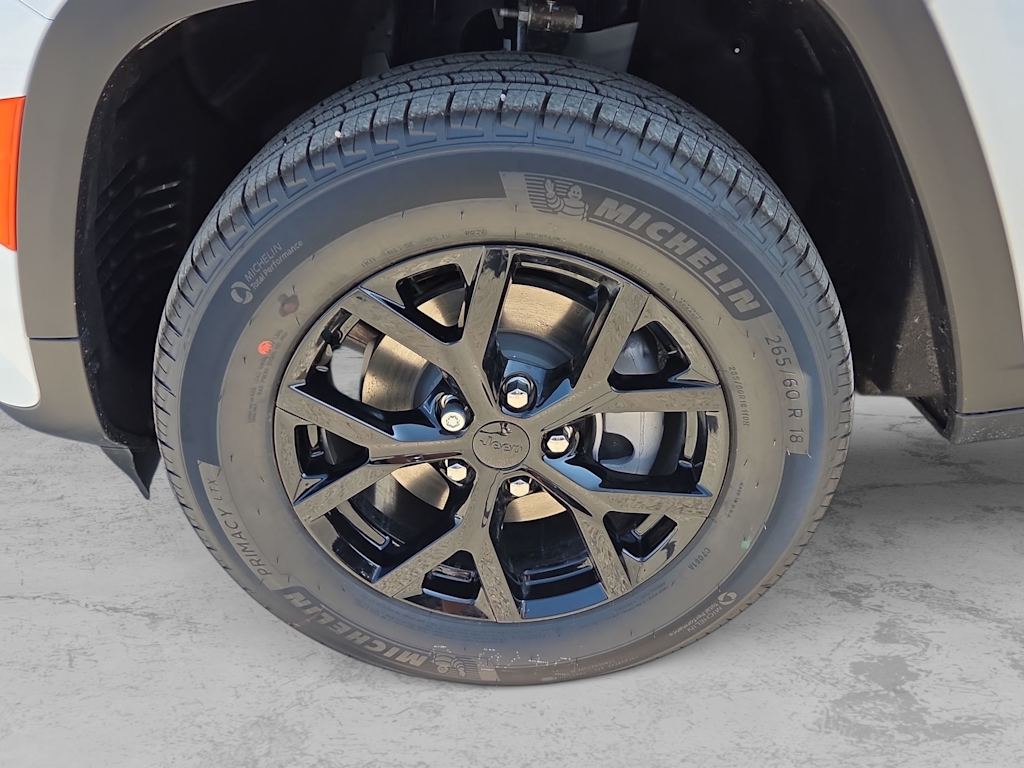 Thumbnail: 2026 Jeep Grand Cherokee - 8