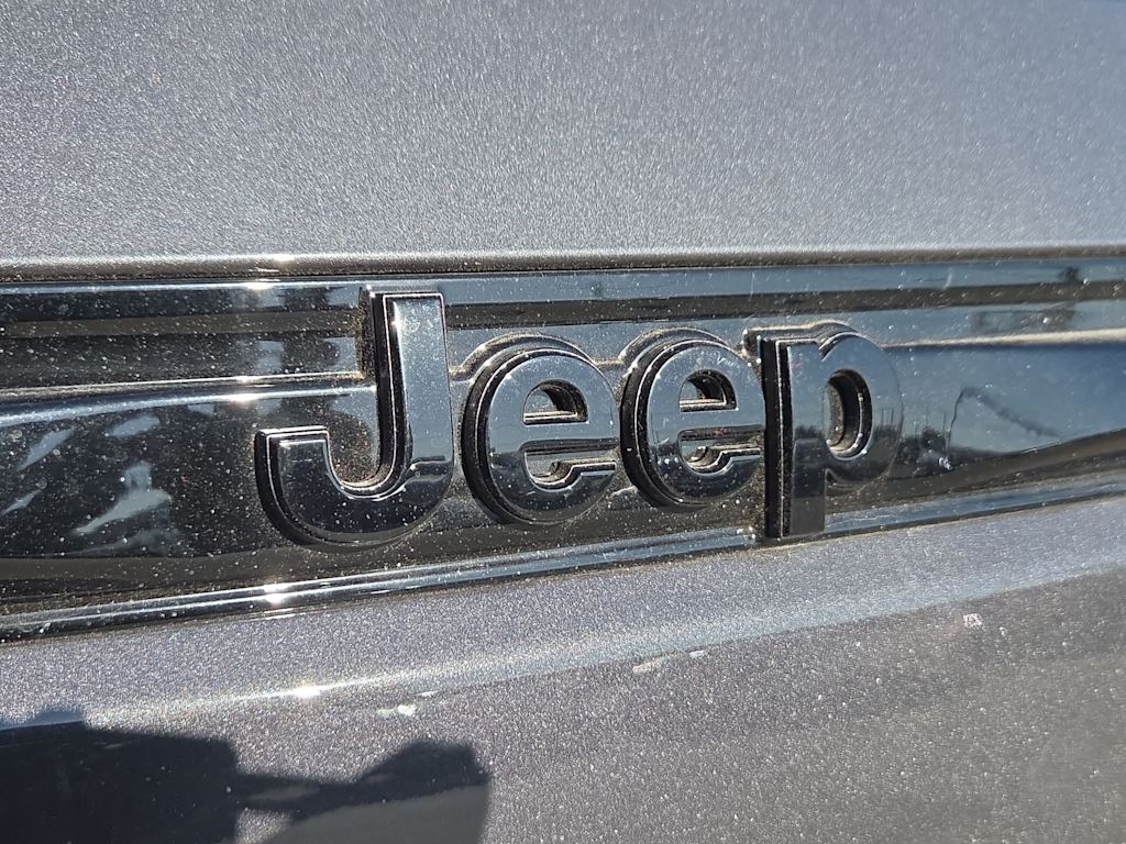 Thumbnail: 2026 Jeep Grand Cherokee - 22