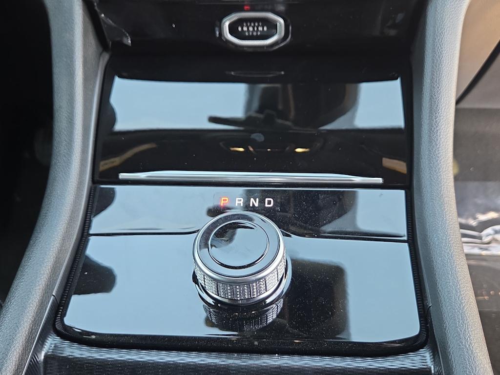 Thumbnail: 2026 Jeep Grand Cherokee - 15