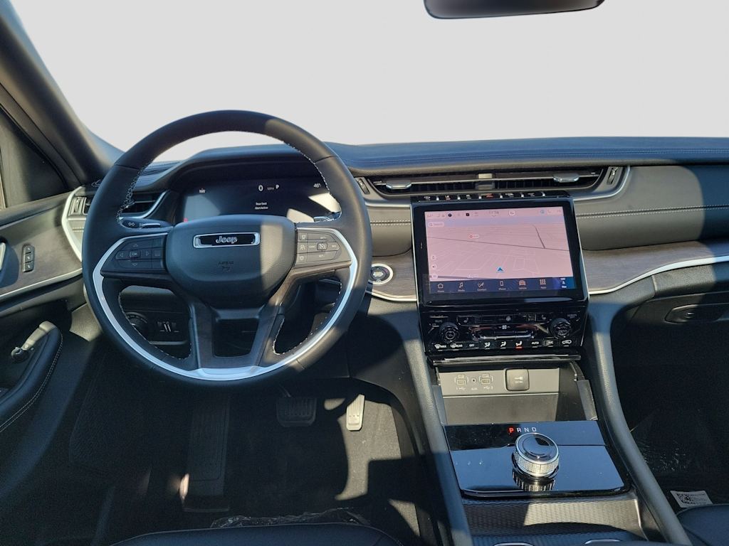 Thumbnail: 2025 Jeep Grand Cherokee - 10