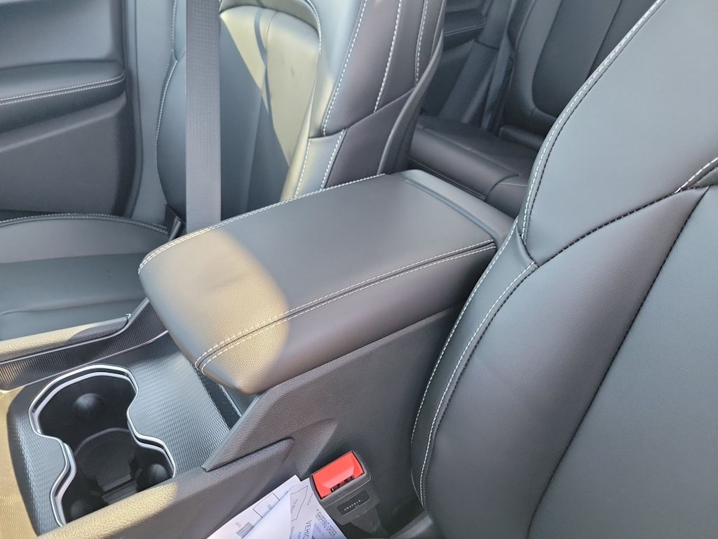 Thumbnail: 2025 Jeep Grand Cherokee - 21