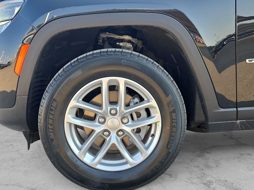 Thumbnail: 2026 Jeep Grand Cherokee - 7