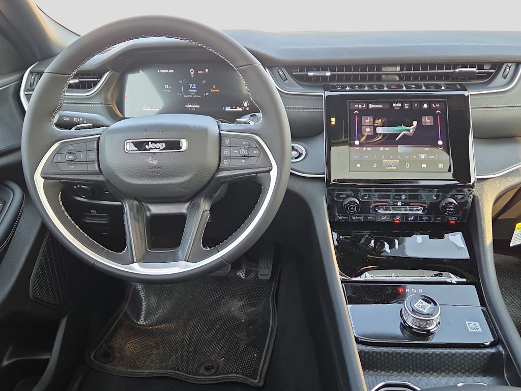 Thumbnail: 2026 Jeep Grand Cherokee - 9