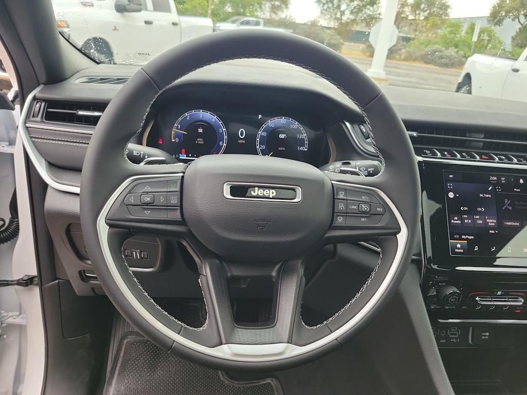 Thumbnail: 2025 Jeep Grand Cherokee - 14