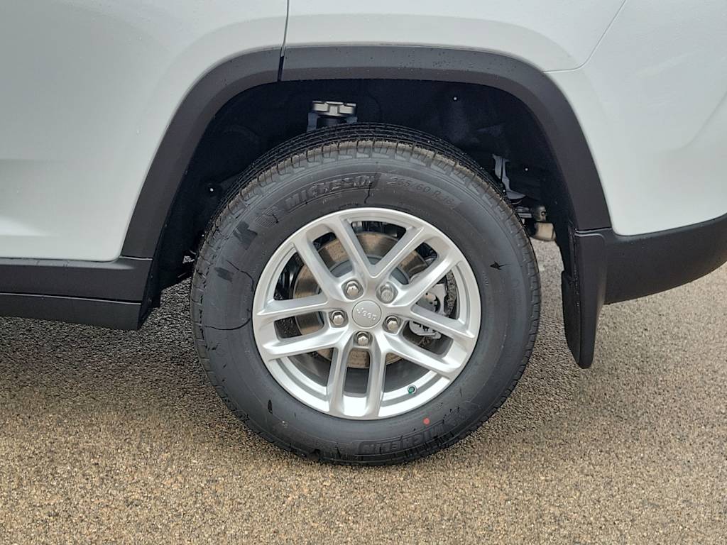 Thumbnail: 2025 Jeep Grand Cherokee - 8