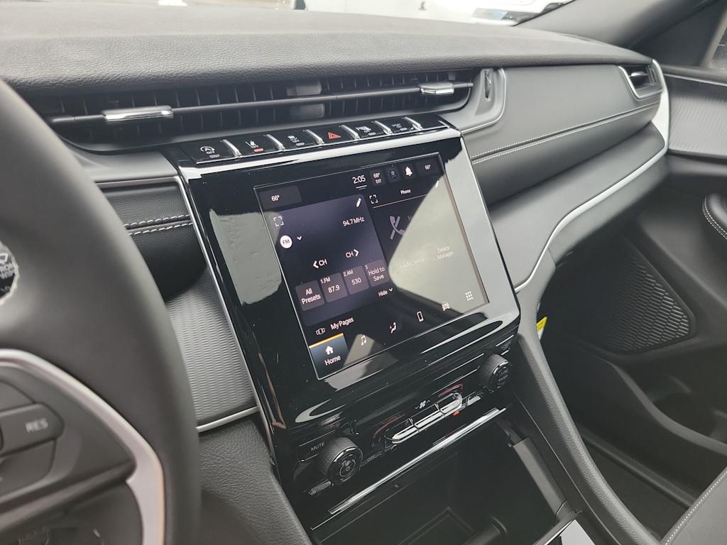 Thumbnail: 2025 Jeep Grand Cherokee - 15