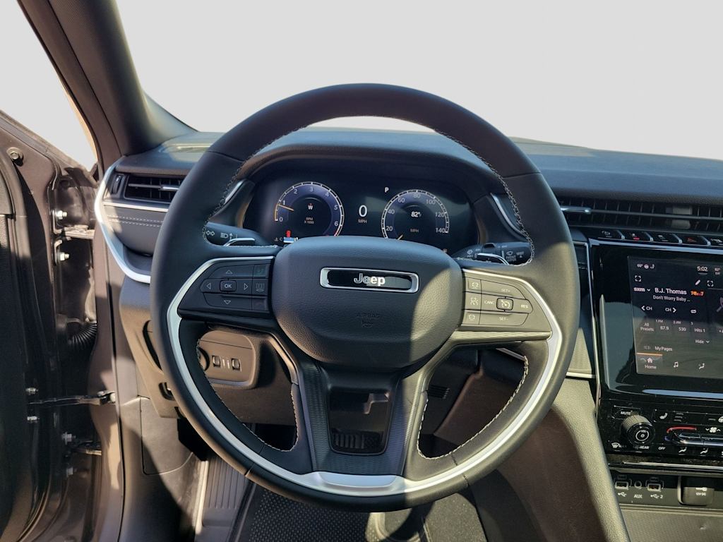 Thumbnail: 2026 Jeep Grand Cherokee - 14