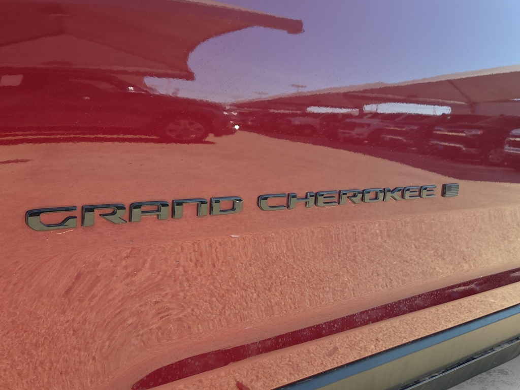 Thumbnail: 2024 Jeep Grand Cherokee - 7