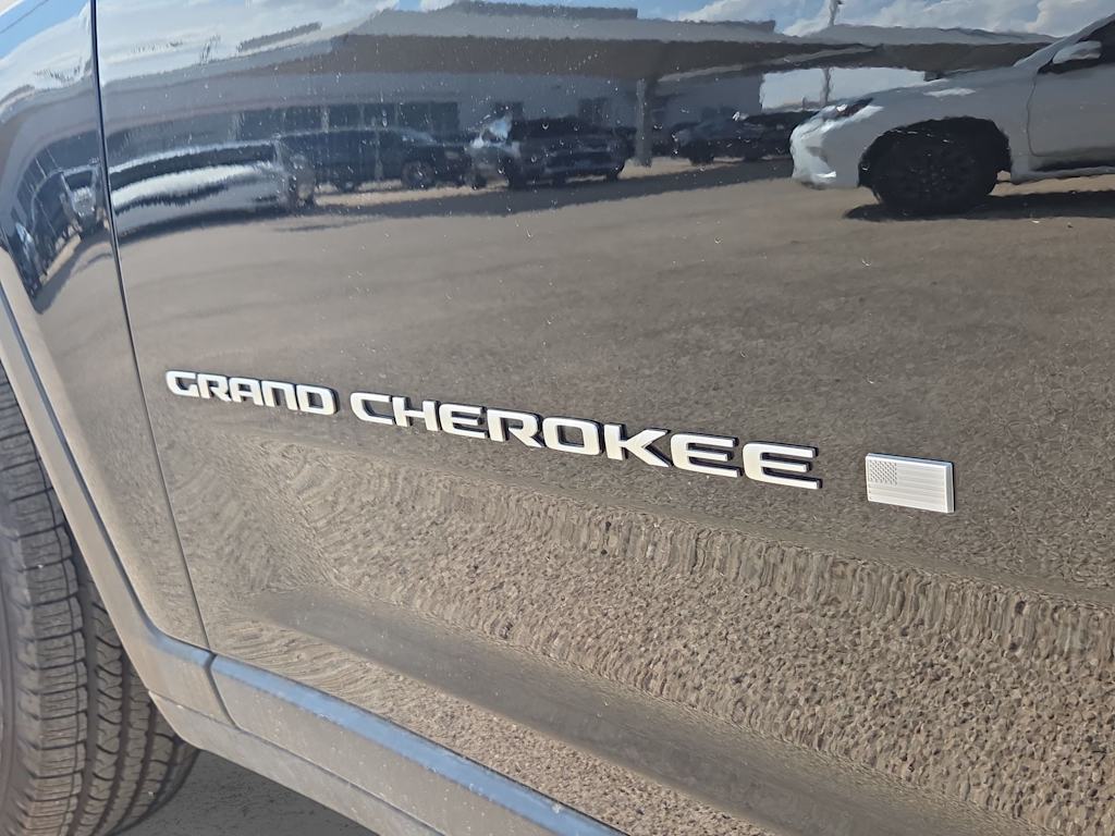 Thumbnail: 2025 Jeep Grand Cherokee - 7