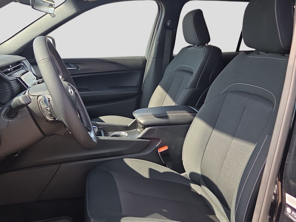Thumbnail: 2025 Jeep Grand Cherokee - 10
