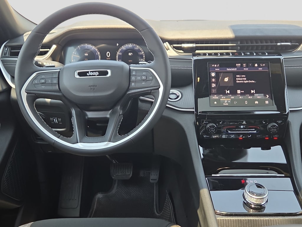 Thumbnail: 2026 Jeep Grand Cherokee - 9