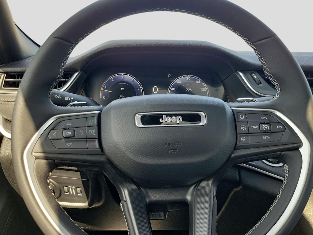 Thumbnail: 2026 Jeep Grand Cherokee - 15