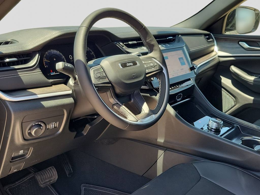 Thumbnail: 2026 Jeep Grand Cherokee - 2