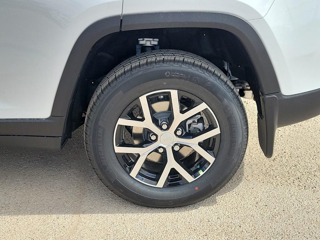 Thumbnail: 2025 Jeep Grand Cherokee - 8