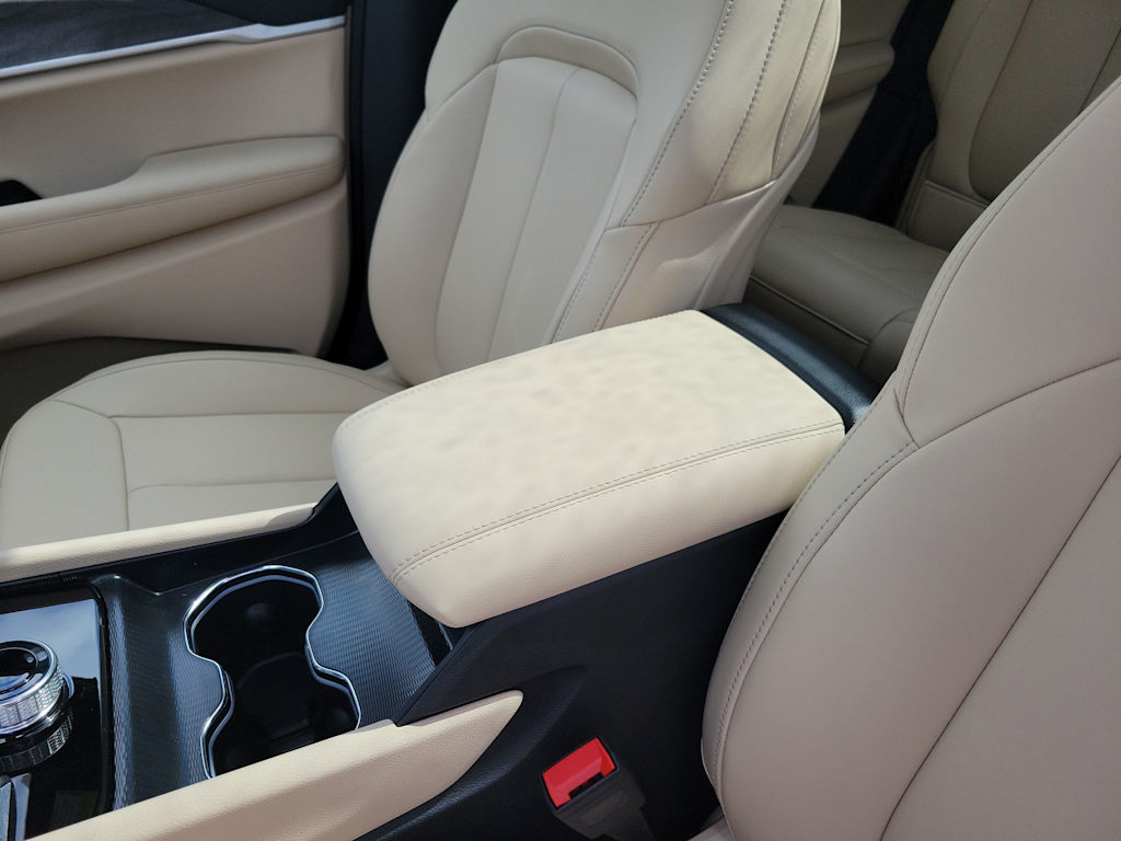 Thumbnail: 2025 Jeep Grand Cherokee - 20