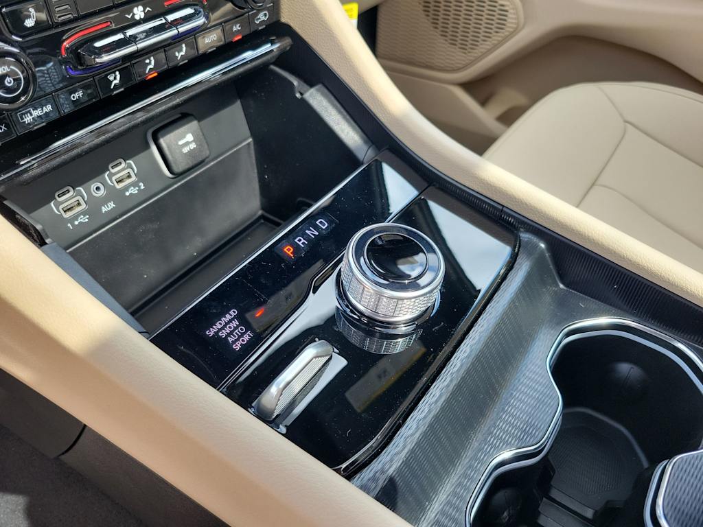 Thumbnail: 2025 Jeep Grand Cherokee - 15