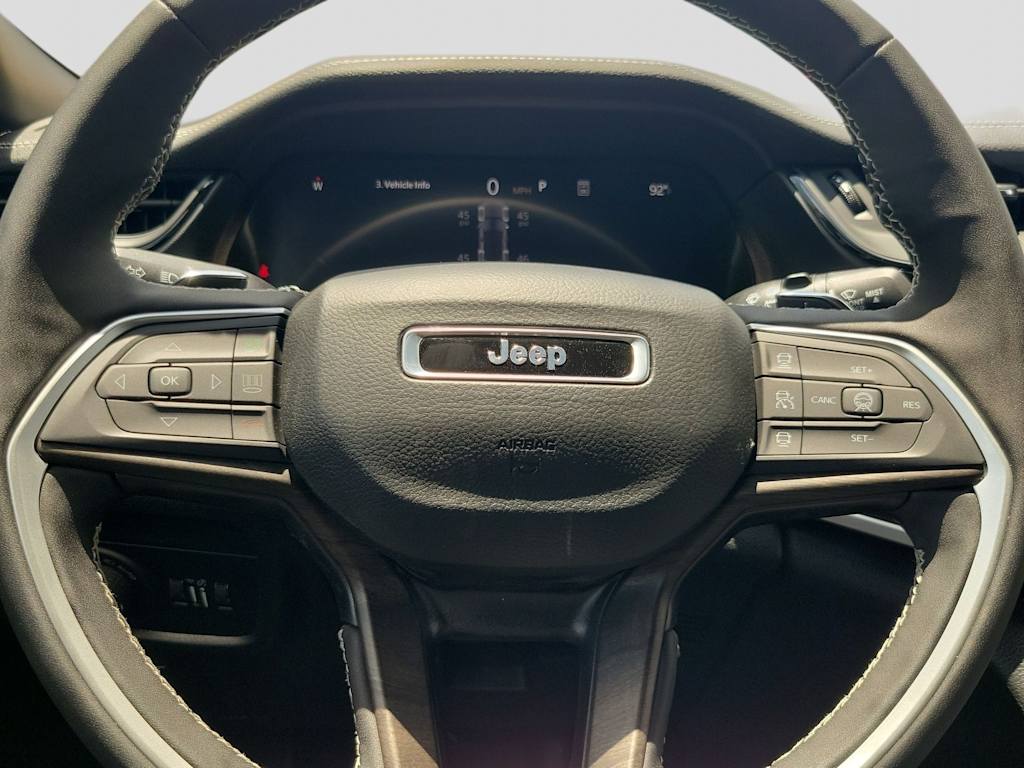Thumbnail: 2026 Jeep Grand Cherokee - 25