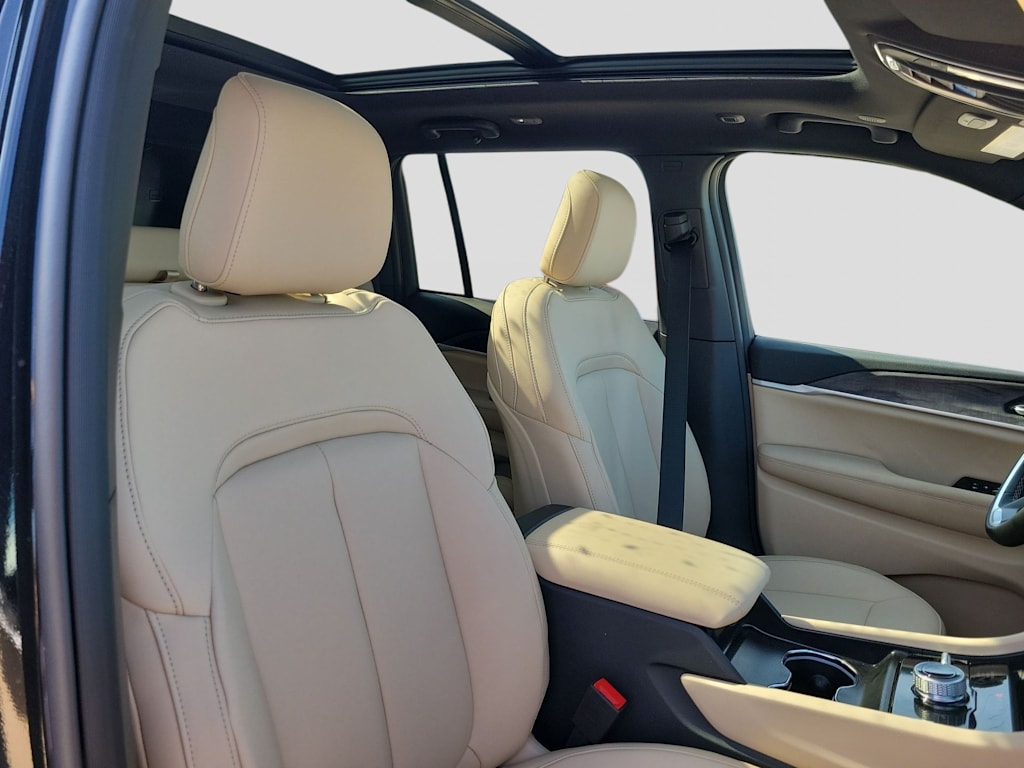 Thumbnail: 2026 Jeep Grand Cherokee - 24