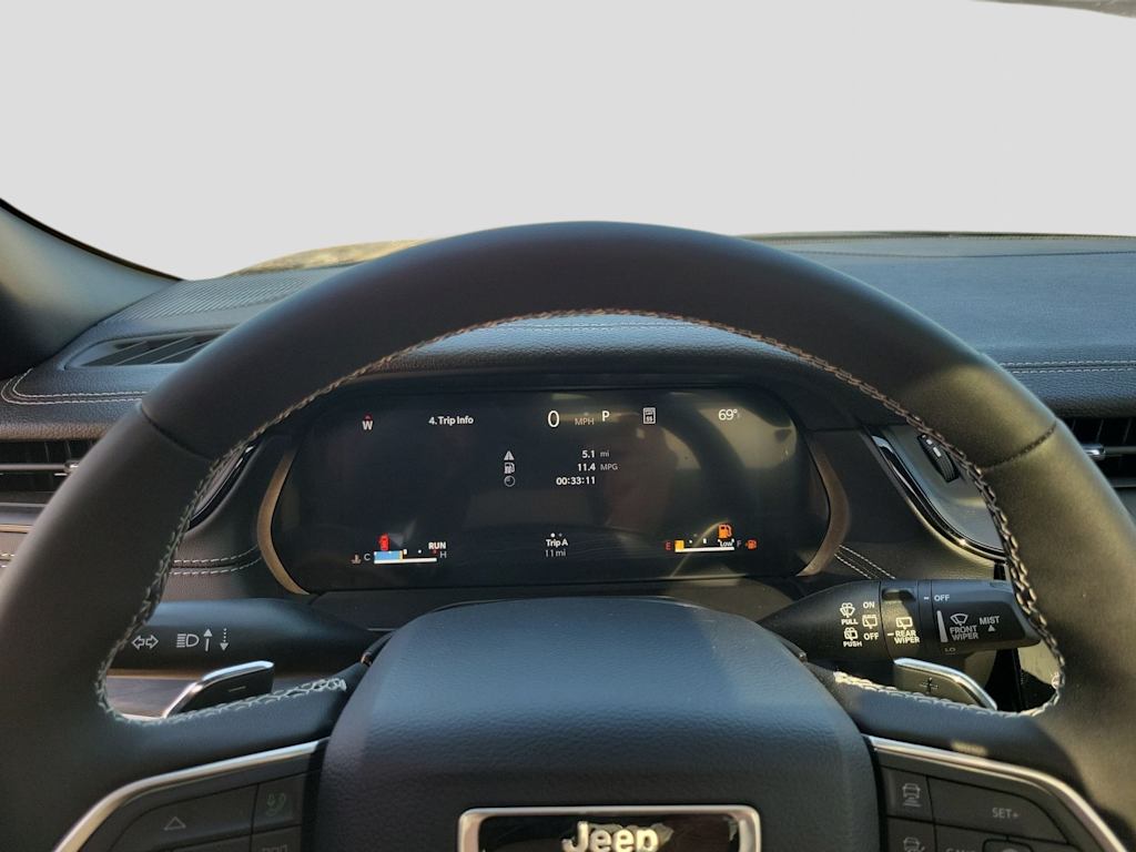 Thumbnail: 2026 Jeep Grand Cherokee - 17
