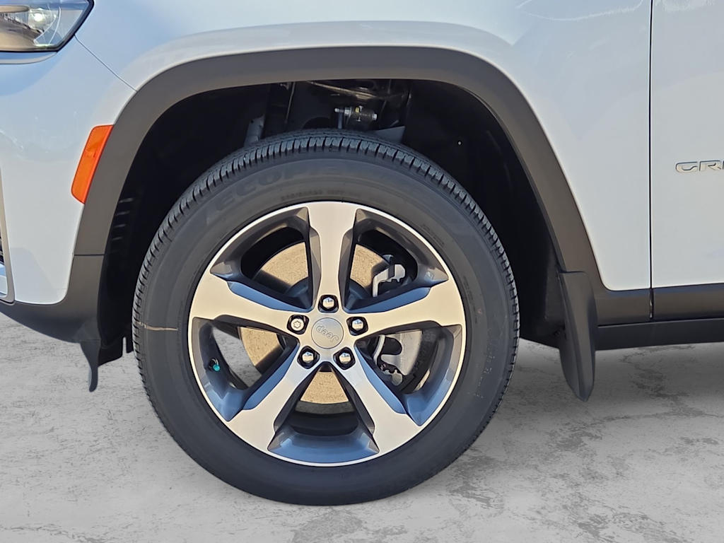 Thumbnail: 2026 Jeep Grand Cherokee - 7