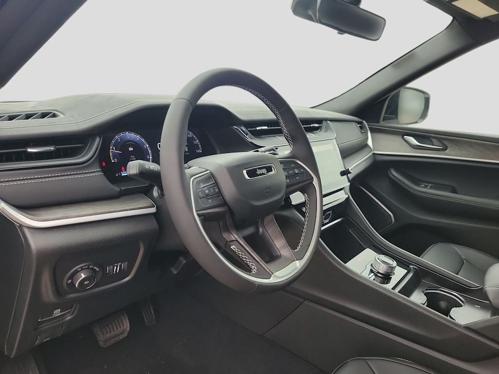 Thumbnail: 2026 Jeep Grand Cherokee - 2