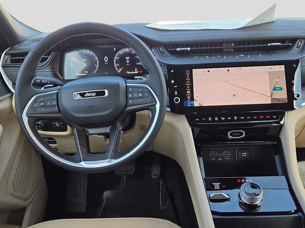 Thumbnail: 2026 Jeep Grand Cherokee - 9