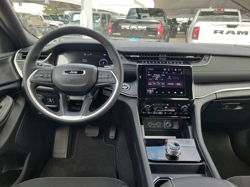 Thumbnail: 2025 Jeep Grand Cherokee L - 10