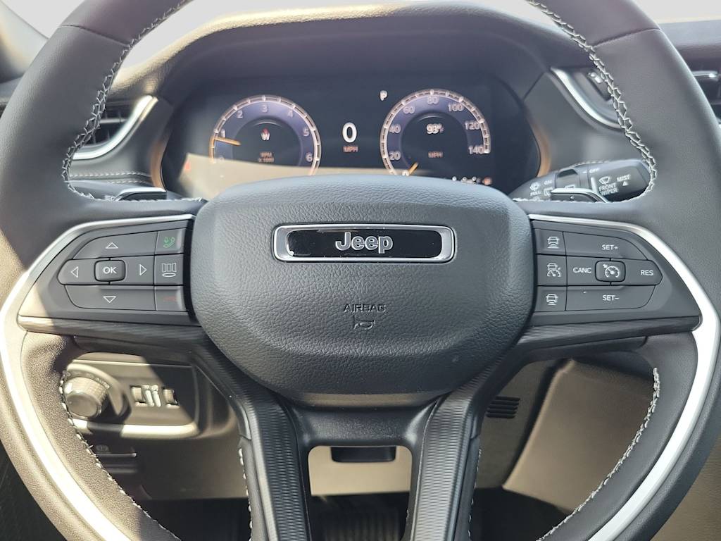 Thumbnail: 2026 Jeep Grand Cherokee L - 24