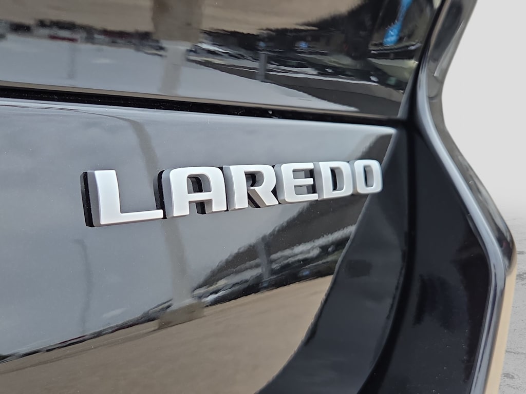 Thumbnail: 2026 Jeep Grand Cherokee L - 8