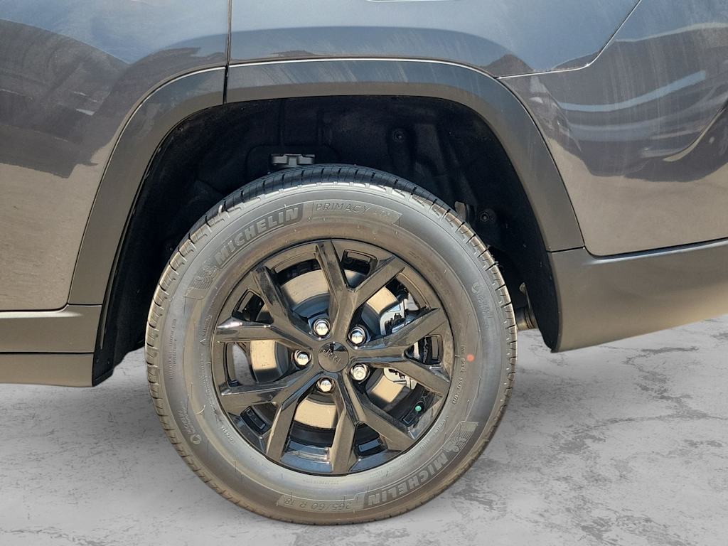 Thumbnail: 2026 Jeep Grand Cherokee L - 8