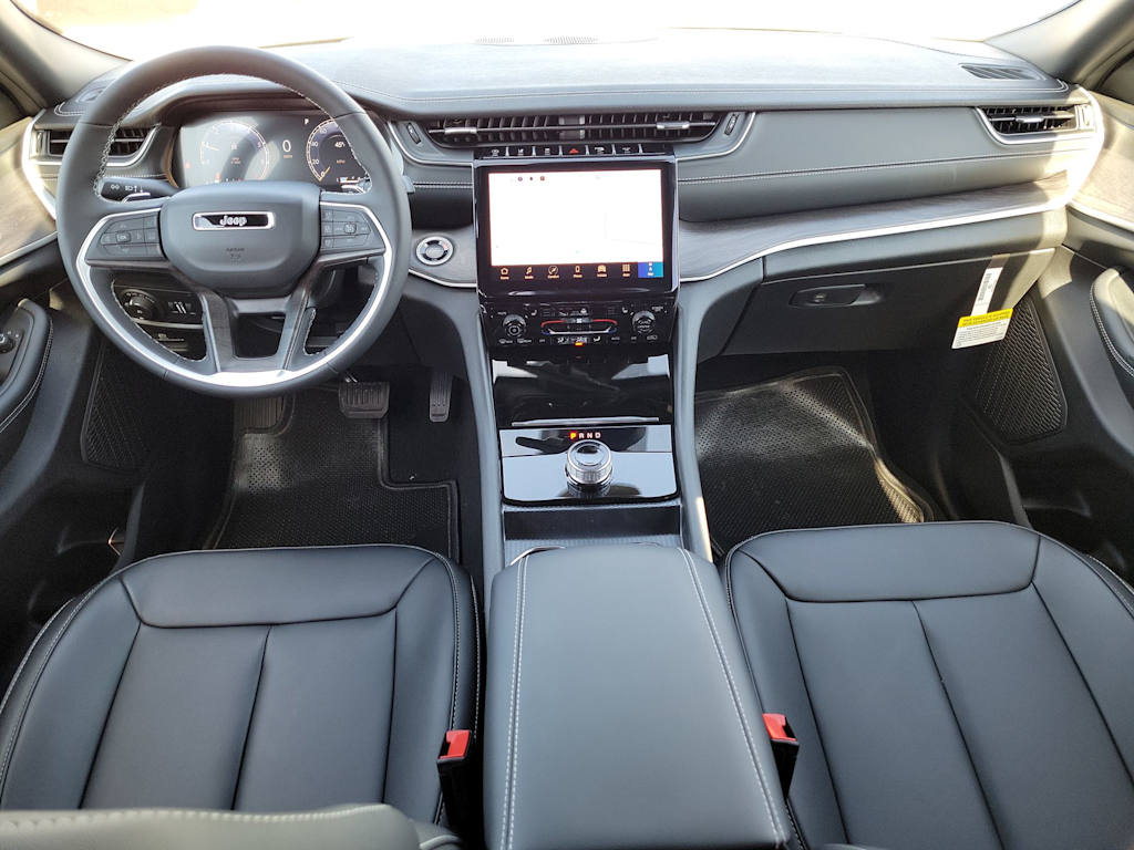 2025 Jeep Grand Cherokee L Limited Edition 2