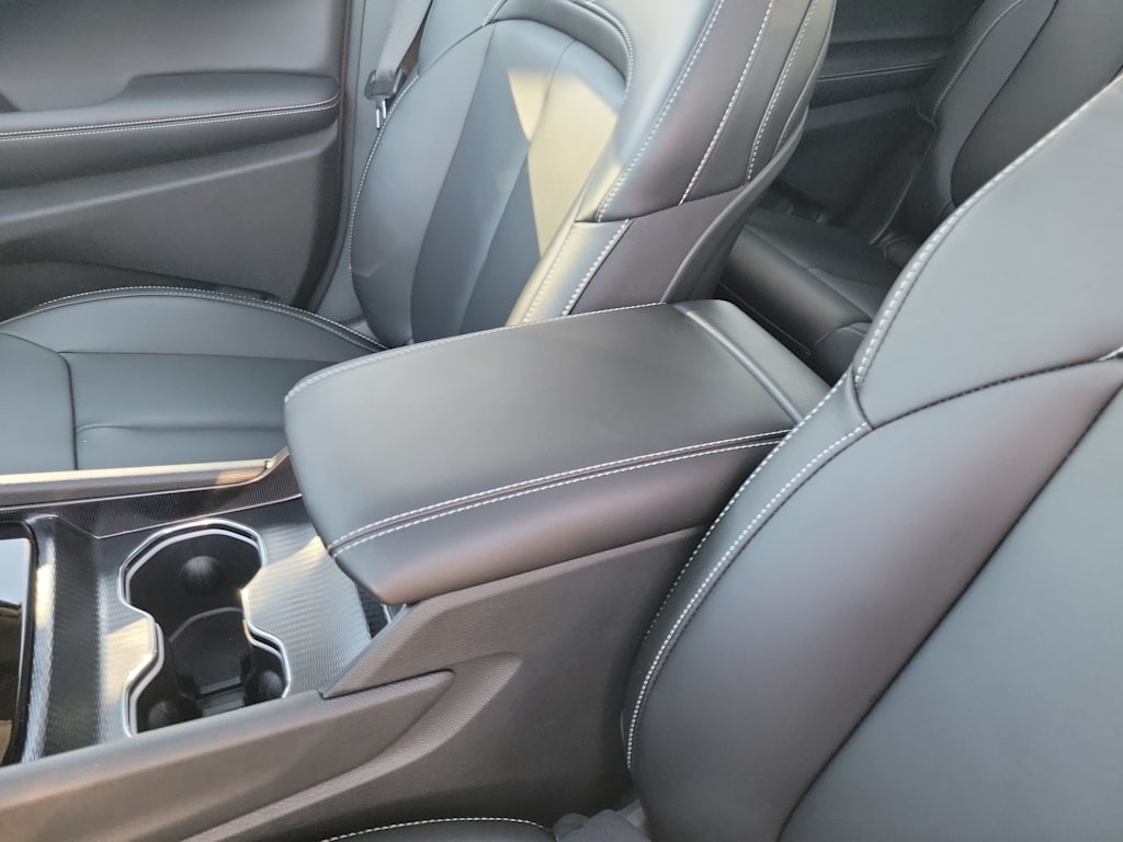 Thumbnail: 2025 Jeep Grand Cherokee L - 21