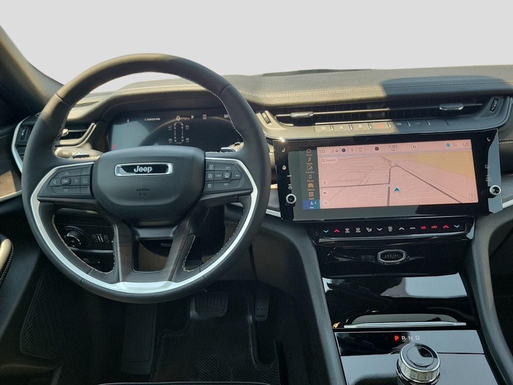 Thumbnail: 2026 Jeep Grand Cherokee L - 8