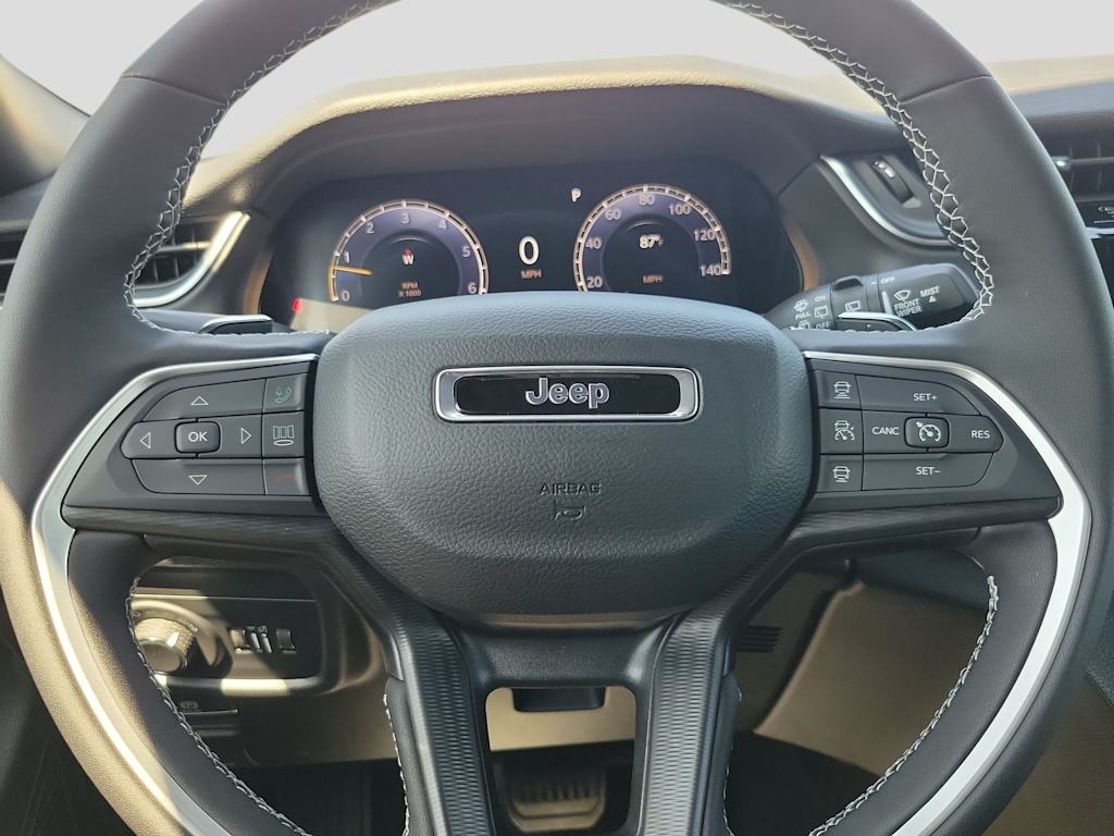 Thumbnail: 2026 Jeep Grand Cherokee L - 25