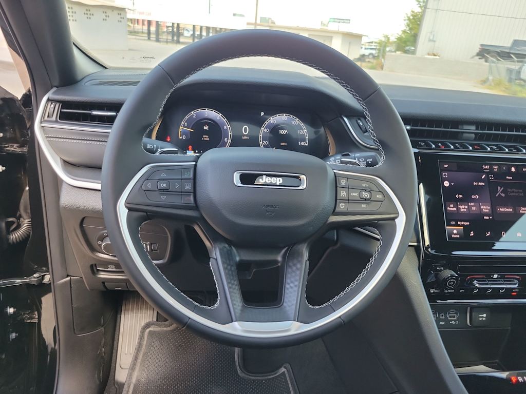 Thumbnail: 2025 Jeep Grand Cherokee L - 14