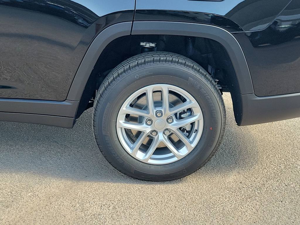 Thumbnail: 2025 Jeep Grand Cherokee L - 8