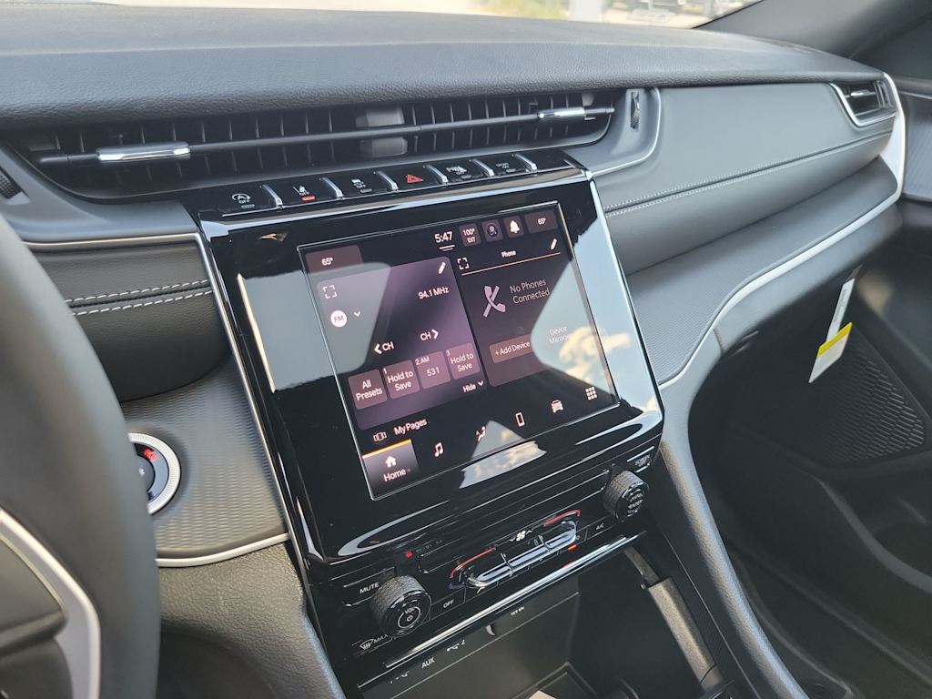 Thumbnail: 2025 Jeep Grand Cherokee L - 15