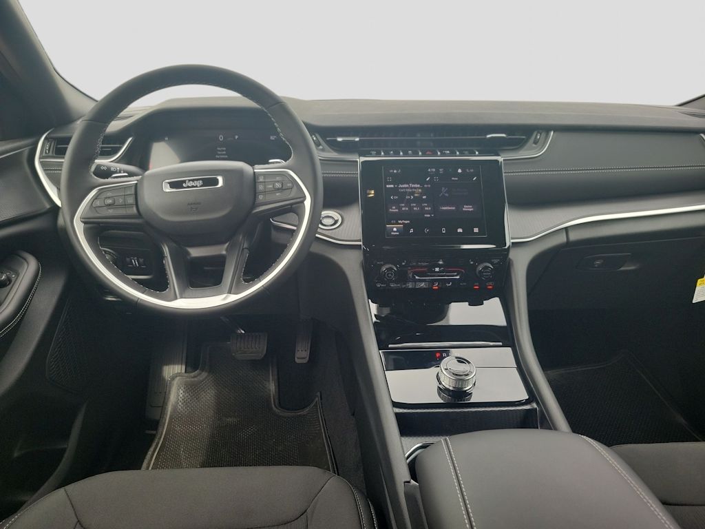 Thumbnail: 2026 Jeep Grand Cherokee L - 10