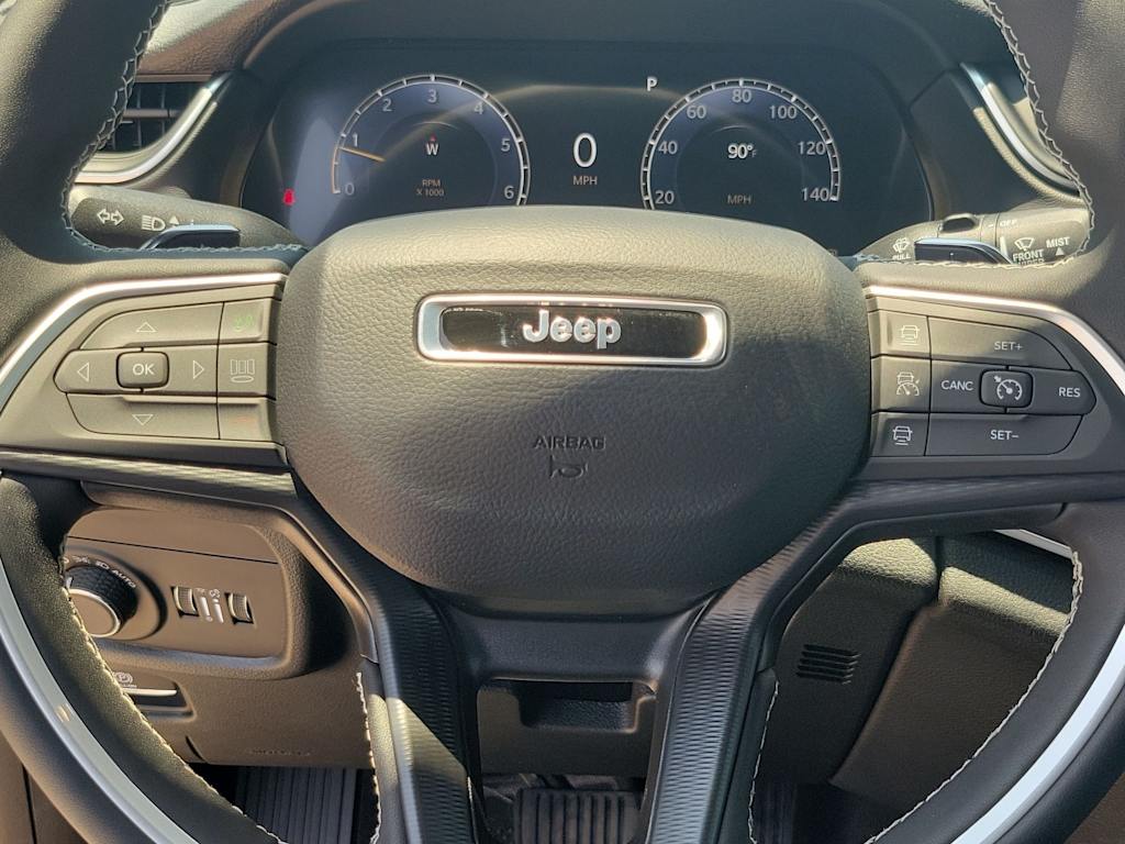 Thumbnail: 2026 Jeep Grand Cherokee L - 24
