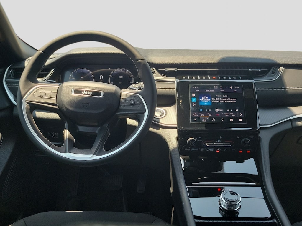 Thumbnail: 2026 Jeep Grand Cherokee L - 9