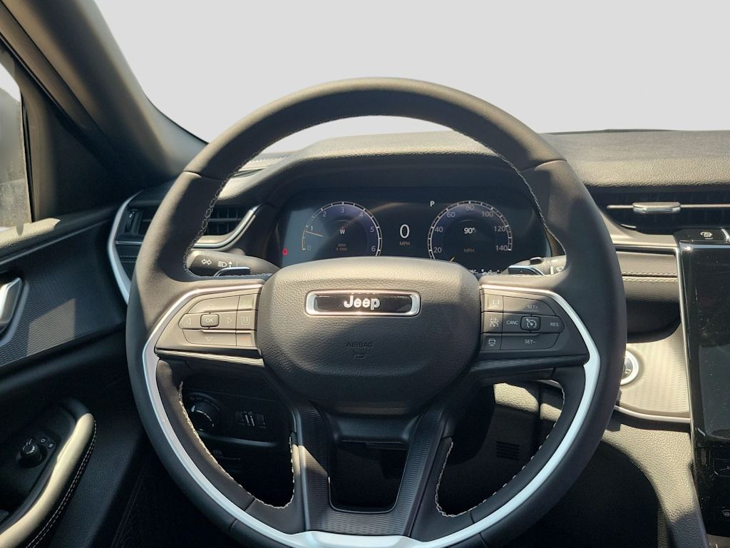 Thumbnail: 2026 Jeep Grand Cherokee L - 13