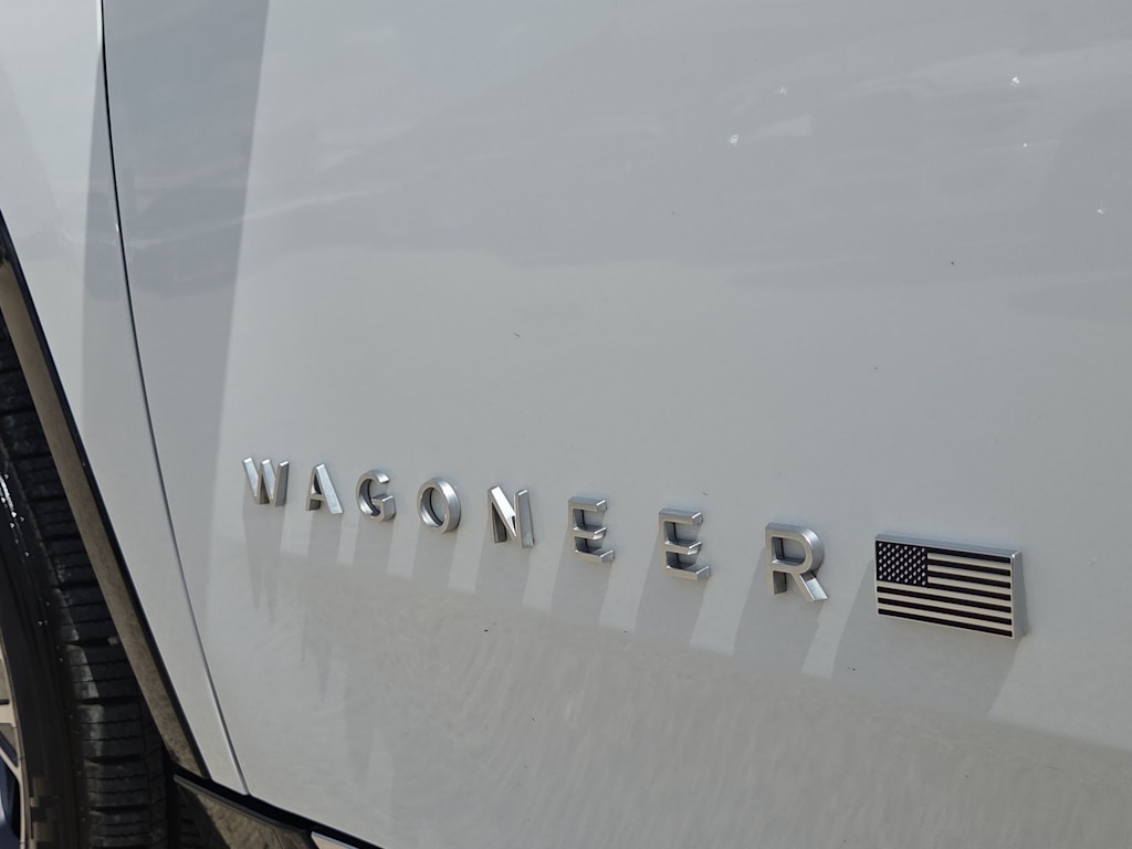 Thumbnail: 2024 Jeep Wagoneer - 6
