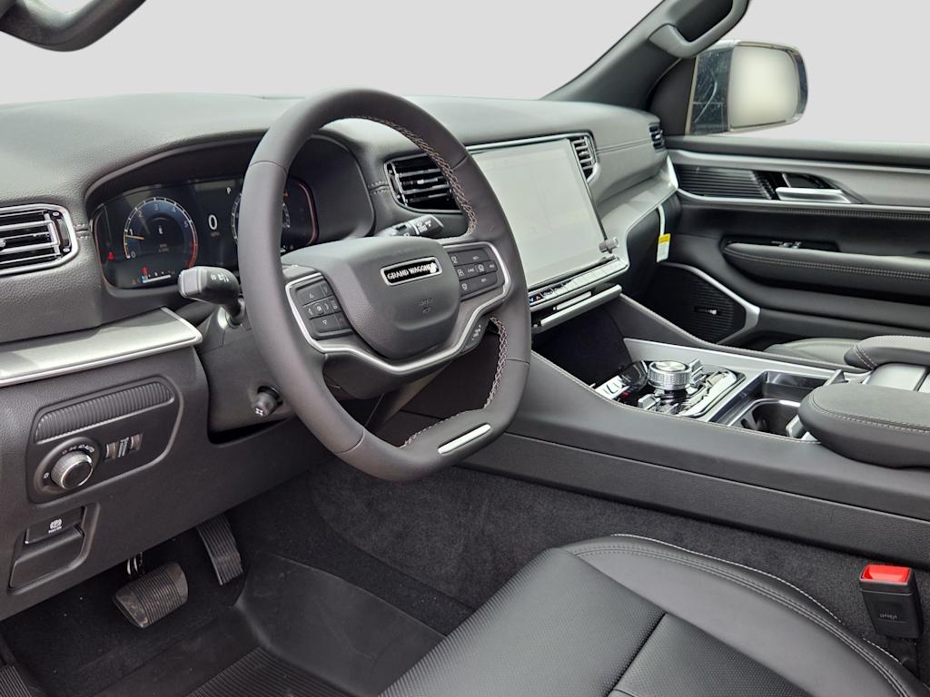 Thumbnail: 2026 Jeep Grand Wagoneer - 2
