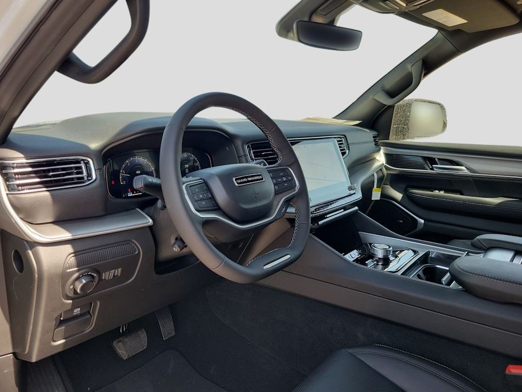 Thumbnail: 2026 Jeep Grand Wagoneer - 2