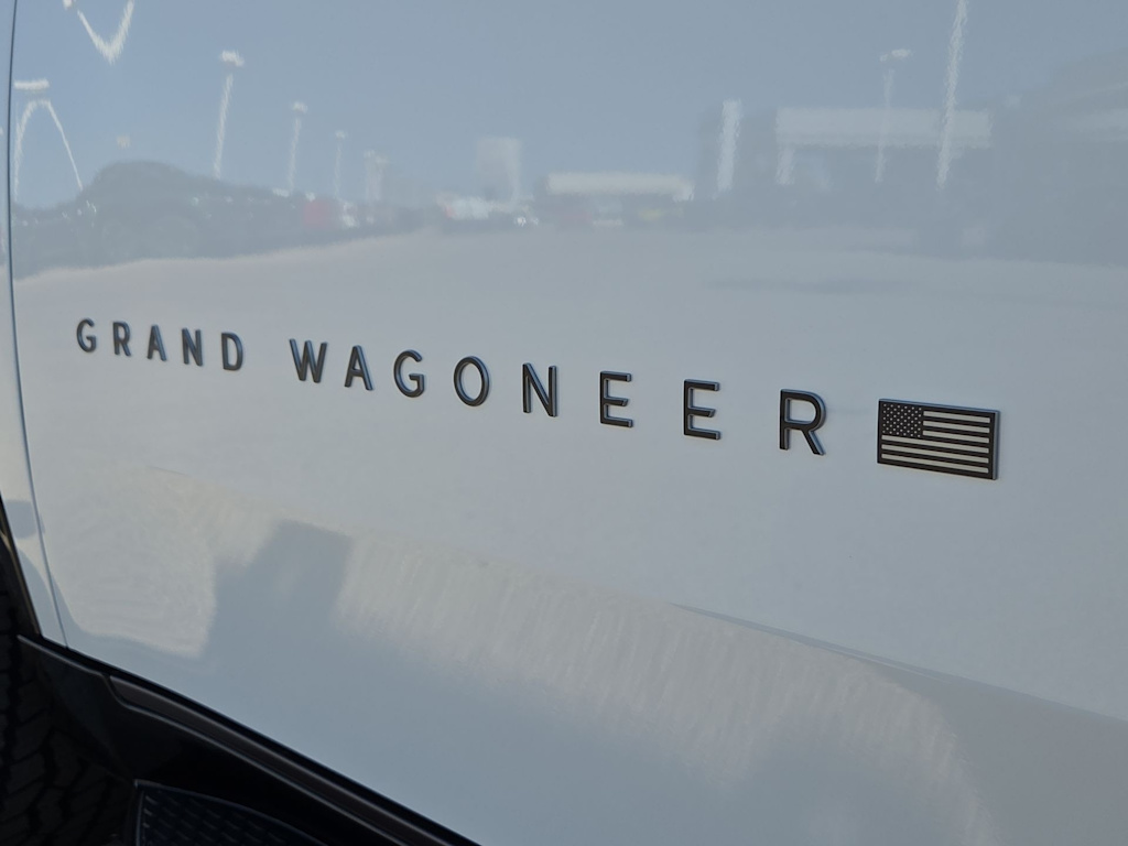 Thumbnail: 2026 Jeep Grand Wagoneer - 7